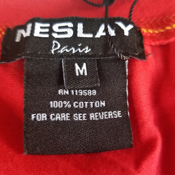 💥 3×$25 💥NESLAY PARIS NICE RED TOP - Picture 6 of 7